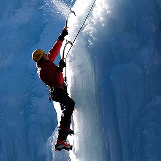 Ice climbing private guide service with Roc et Glace climbing